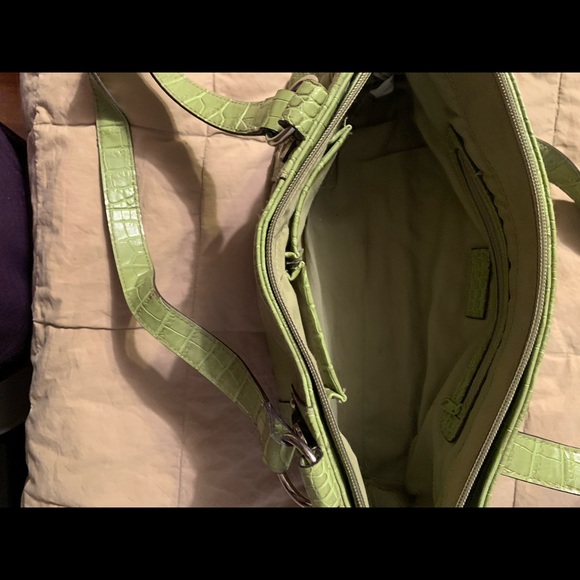 EUC Lime green shoulder bag with lots of compartments, pockets, & storage. - Picture 3 of 4